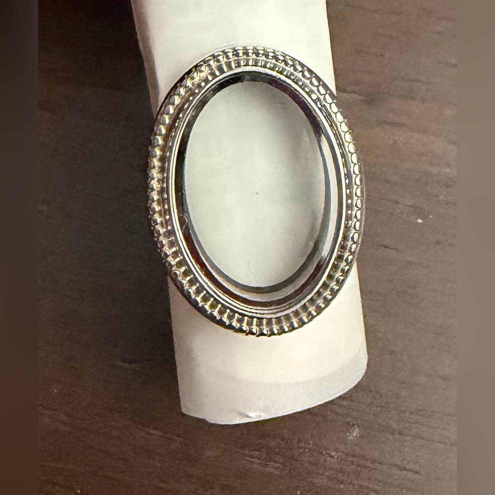 Floating Locket Jewelry - Picture 4 of 9